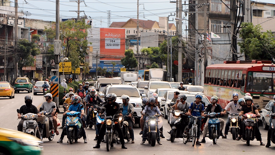 My thoughts on "Thailand things"<br> Vol.1 Confusing Traffic
