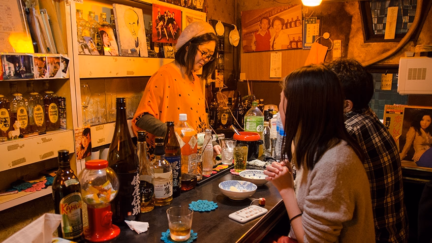 ２つのものをくれた場所<br><span>〜ゴールデン街「あるぱか」〜<span>