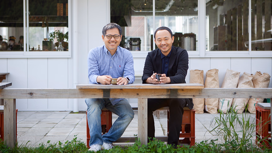 Just as the taste of wine changes depending on the climate and soil, culture is created by the unique characteristics of a place.<br> <span>~ Interview: Kazuhiko Washio (Creative Producer, Hakuhodo Inc.) ~<span></span>