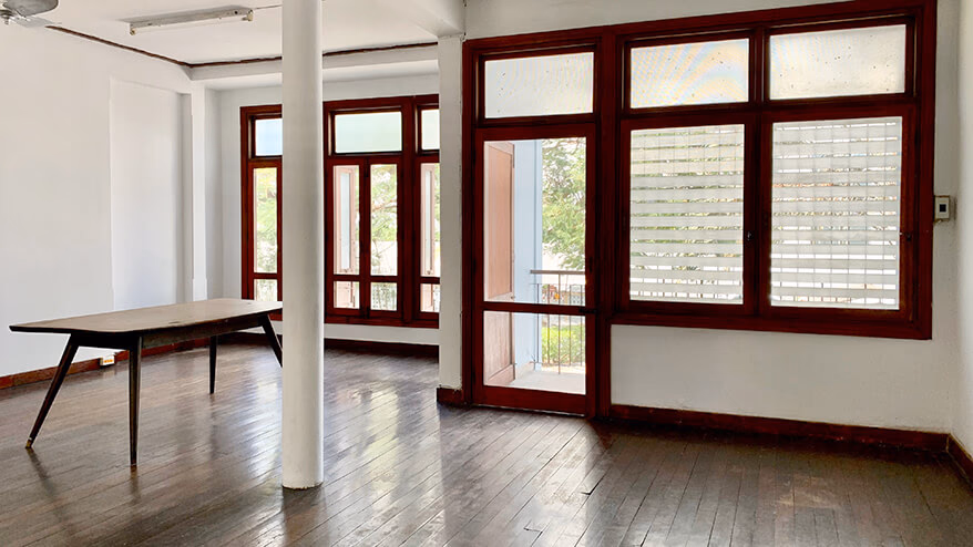 Thai House Renovation Diary #1: Encounters