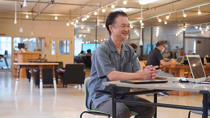 Whenever a new technology emerges, I want to explore how it can be combined with past technologies. Programmer Daisuke Motohashi
