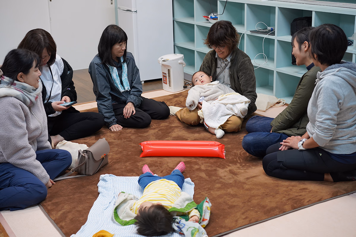 Children and Monosus members
